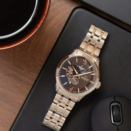 RE-AV0B02Y00B_6 RE-AV0B02Y00B_6